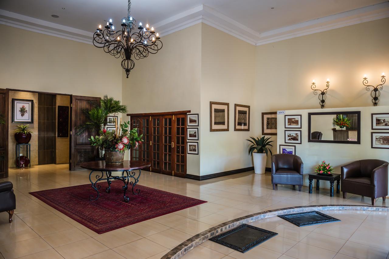 Royal Solwezi Hotel Ngoại thất bức ảnh