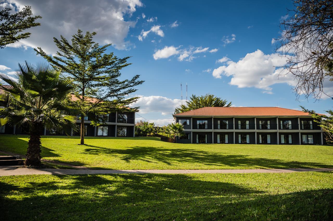 Royal Solwezi Hotel Ngoại thất bức ảnh